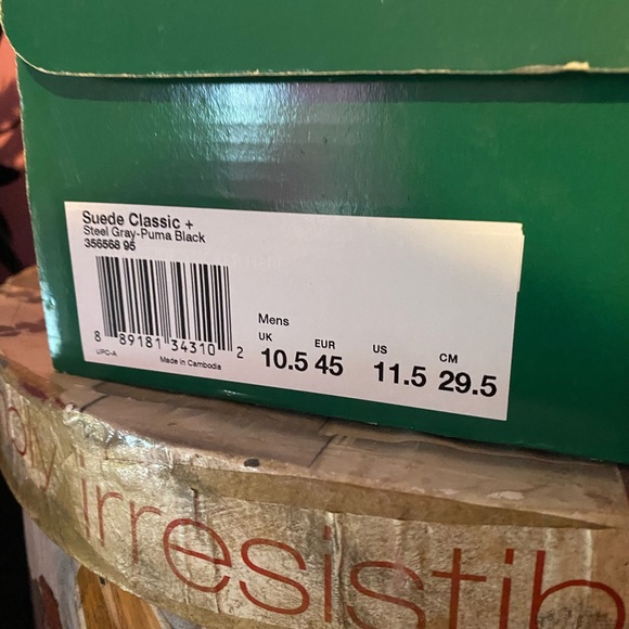 Brand New Suede Classic Grey and black classic  puma sneakers - Picture 3 of 3